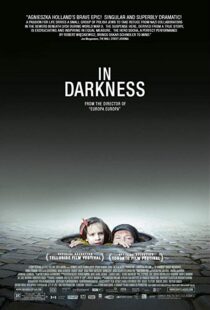 دانلود فیلم In Darkness 201113748-681362251