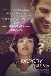 دانلود فیلم Nobody Walks 2012102829-1309181422