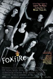 دانلود فیلم Foxfire 1996371518-1389224283
