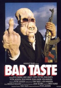 دانلود فیلم Bad Taste 1987388435-1134554059