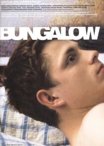 دانلود فیلم Bungalow 2002392404-1504258200