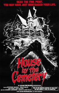 دانلود فیلم The House by the Cemetery 1981425319-1473364432